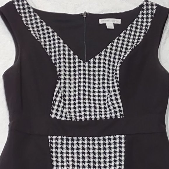 NEW YORK AND CO BLACK AND WHITE HOUNDSTOOTH WAIST BAND PAPLUM SLEEVELESS SIZE 2 - Picture 4 of 13
